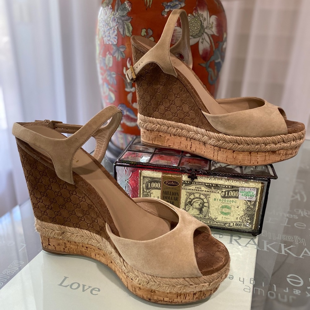 Gucci wedge suede sandals